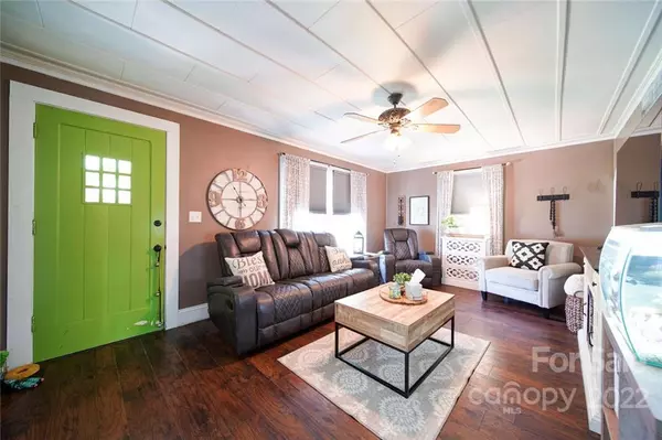 Landis, NC 28088,411 S Beaver ST