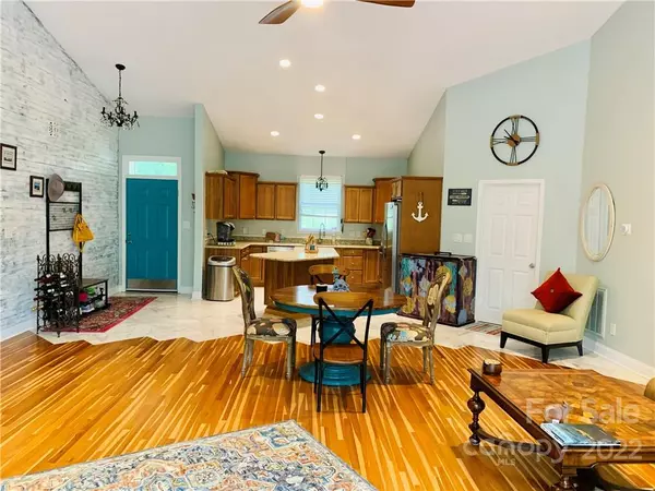 Denver, NC 28037,4730 Lazy LN