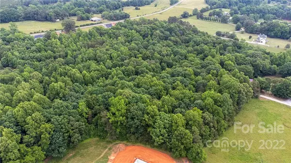Mocksville, NC 27028,700 Deadmon RD