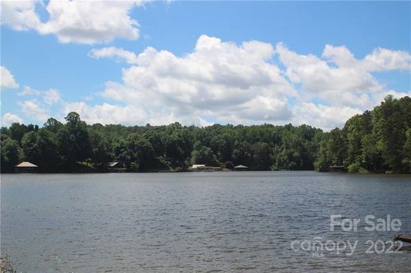 5753 Lake Pointe DR #10, Granite Falls, NC 28630