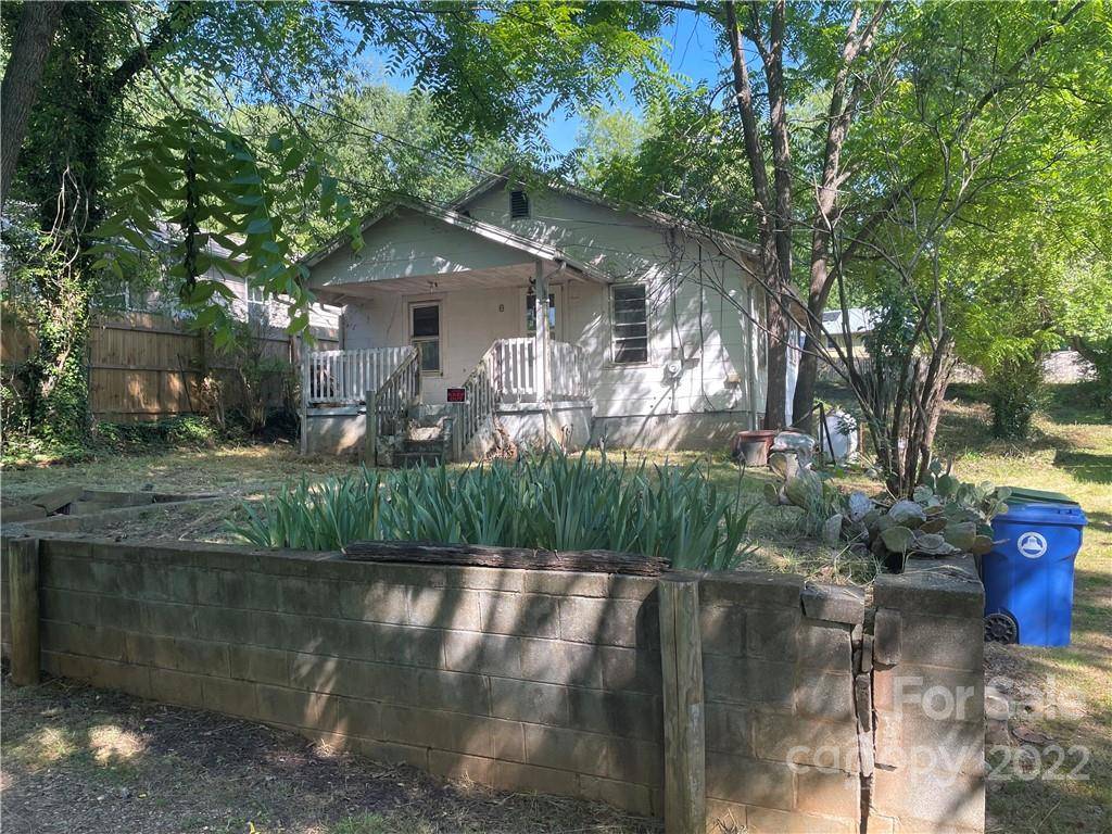 8 Church ST W, Asheville, NC 28806