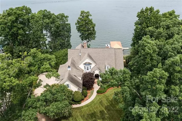 172 Pinnacle LN, Mooresville, NC 28117