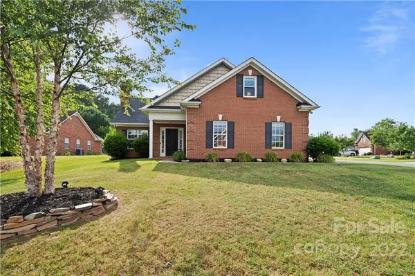 3204 Lintel RD, Midland, NC 28107