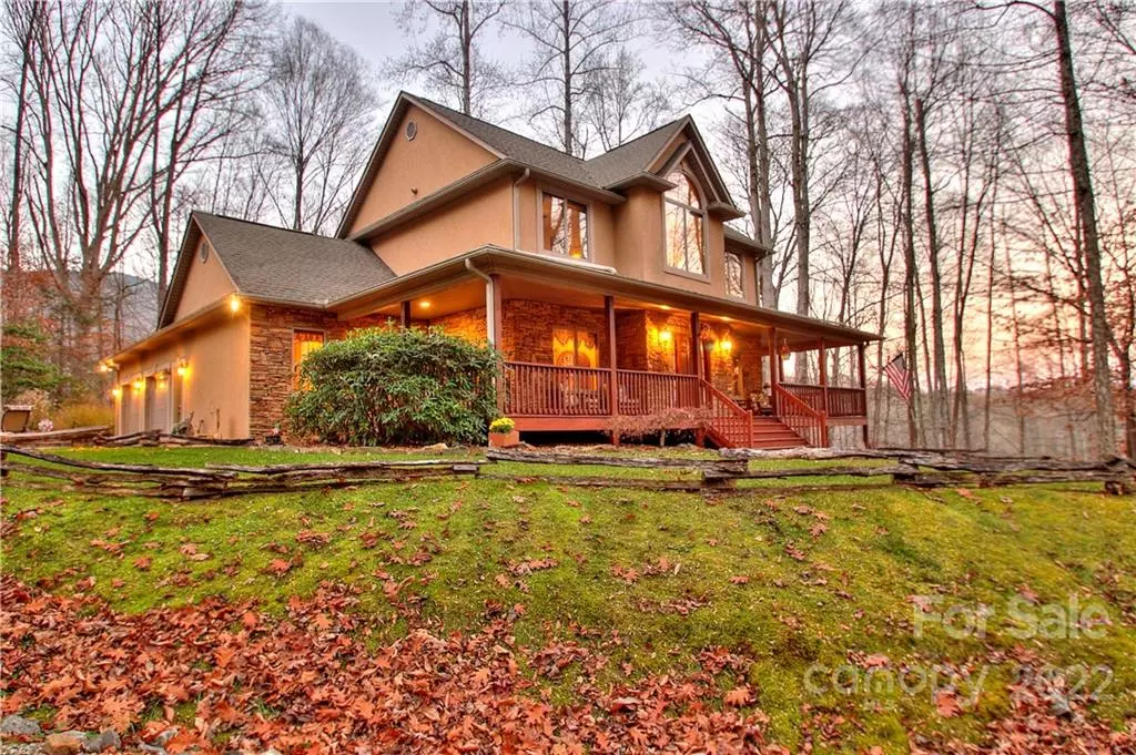 Waynesville, NC 28786,106 Flowing Brook LN