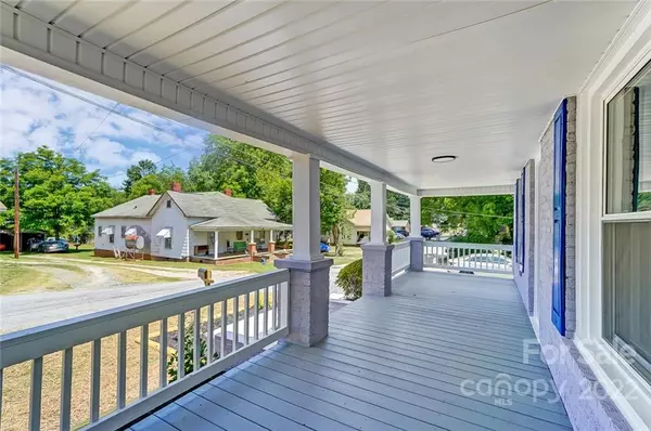 Kannapolis, NC 28081,1104 N Juniper AVE