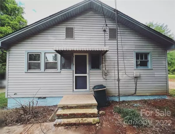 Valdese, NC 28690,2868 Garland DR