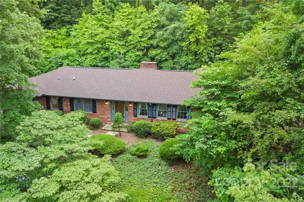 3 Fern Cove RD, Asheville, NC 28804