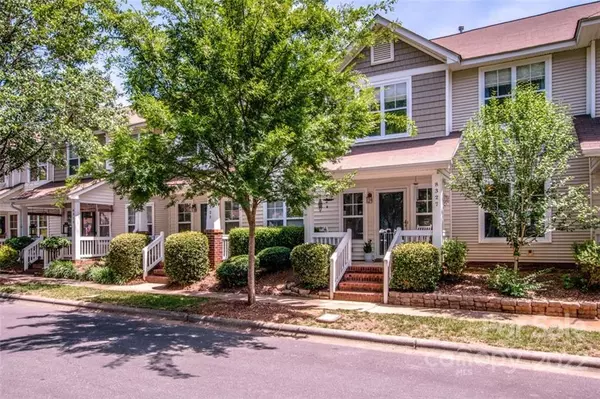 8327 Brickle LN, Huntersville, NC 28078