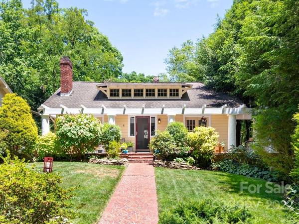 6 Castle ST, Asheville, NC 28803