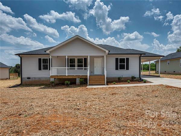 1322 LONG BRANCH RD #3, Grover, NC 28073