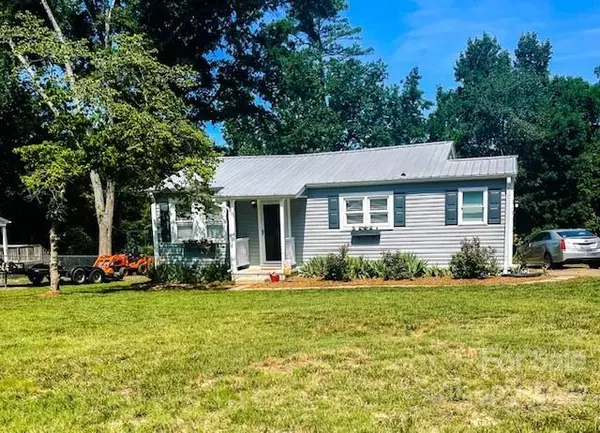 644 Summerow RD, Stanley, NC 28164