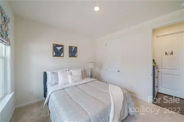 Fort Mill, SC 29715,3008 Quinebaug RD