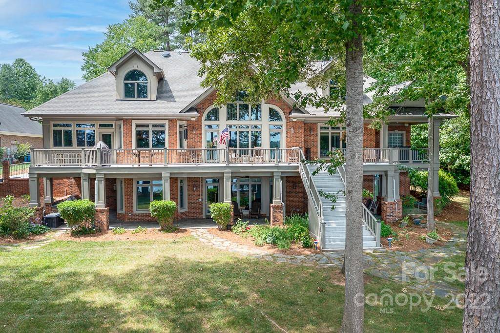 Sherrills Ford, NC 28673,2420 Wellesbourne LN