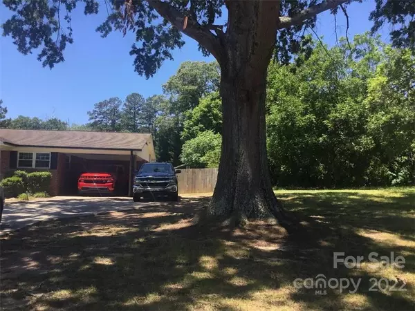 Landis, NC 28088,216 S Beaver ST