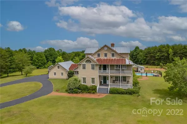 475 Pierce RD, Landrum, SC 29356