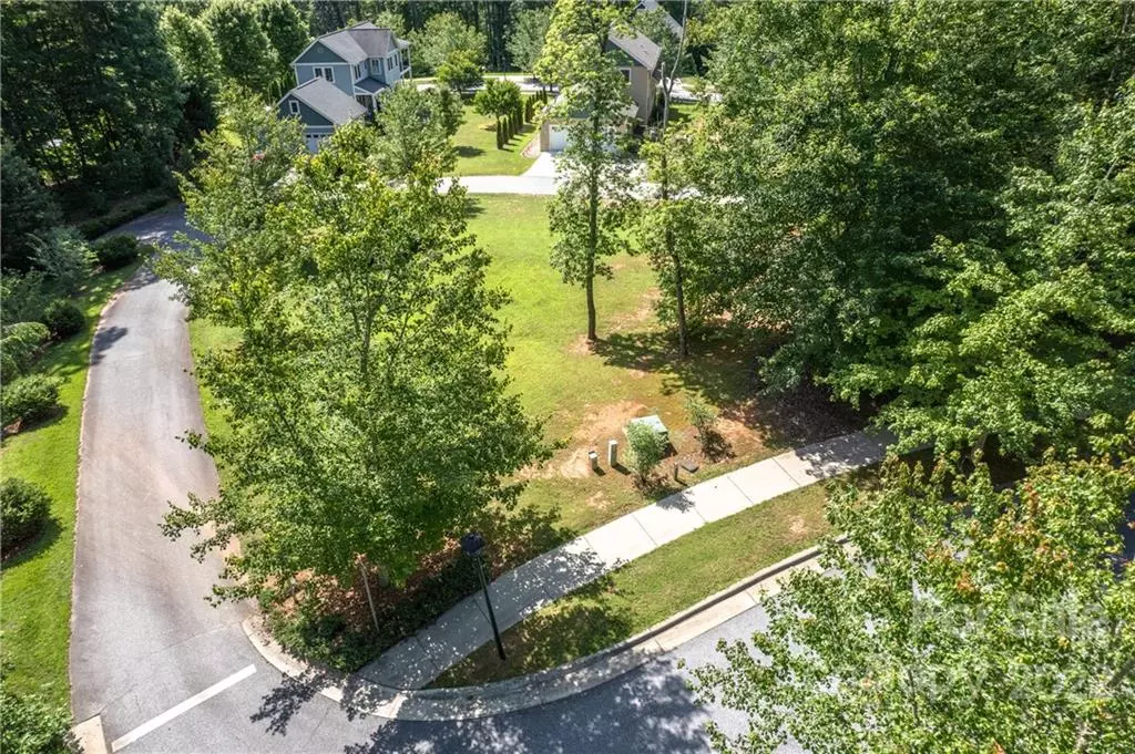 Brevard, NC 28712,232 Cadence CIR