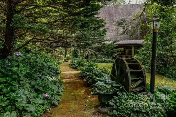 Bat Cave, NC 28710,491 Hemlock Falls TRL