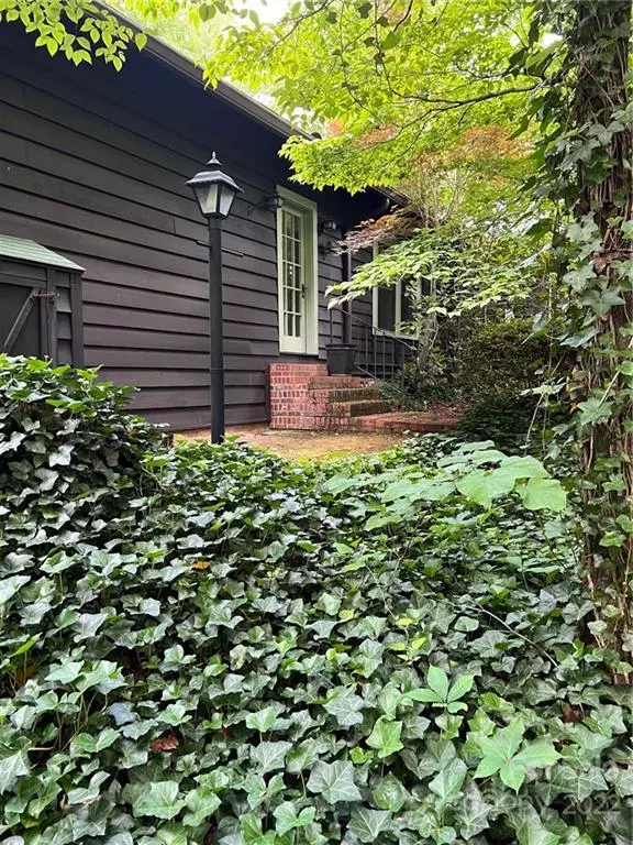 225 Baker RD, Tryon, NC 28782