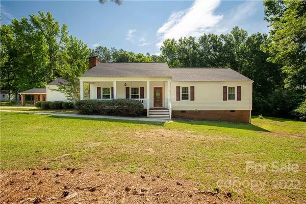 1244 Foxfire DR, Lancaster, SC 29720