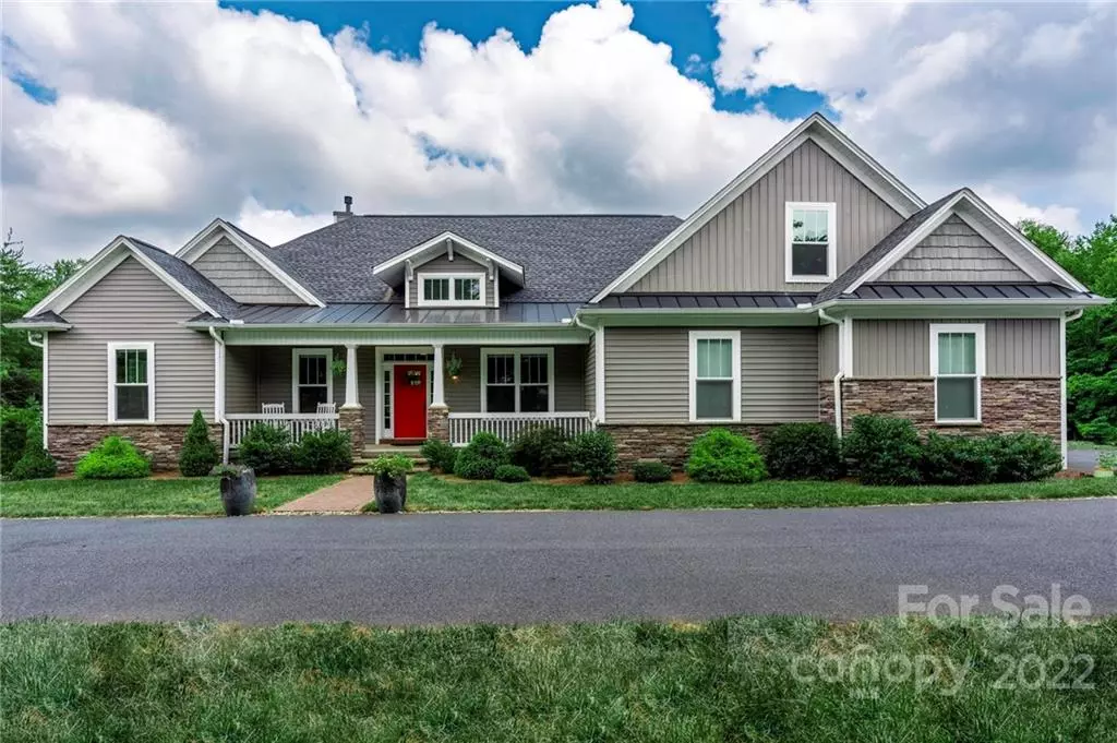 Tryon, NC 28782,864 Hooper Creek RD