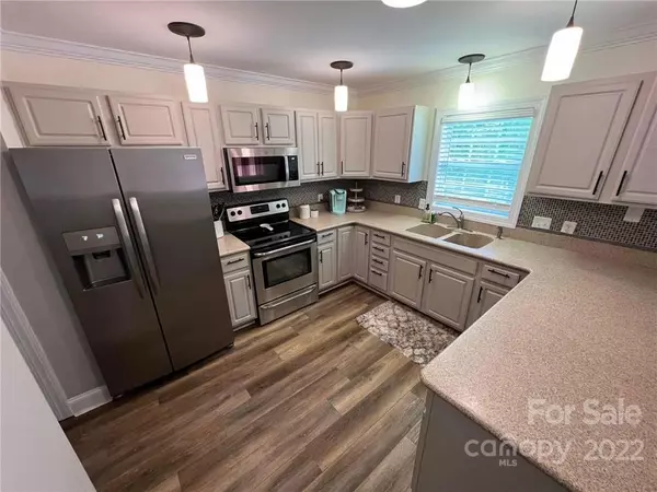 Concord, NC 28025,1124 Brigadoon CT