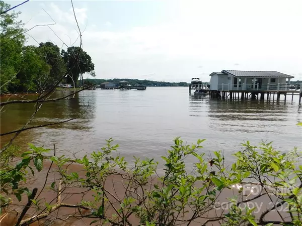 Terrell, NC 28682,4980 Kiser Island RD