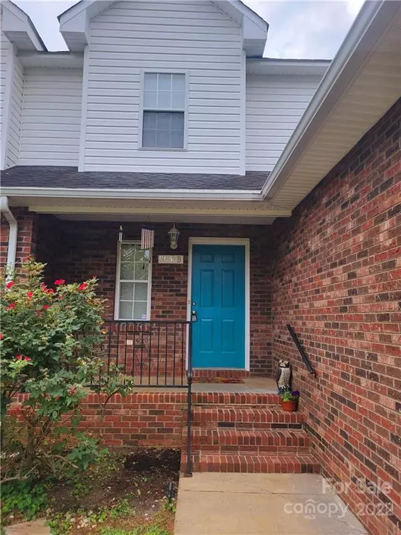 Shelby, NC 28152,905 B Linney LN