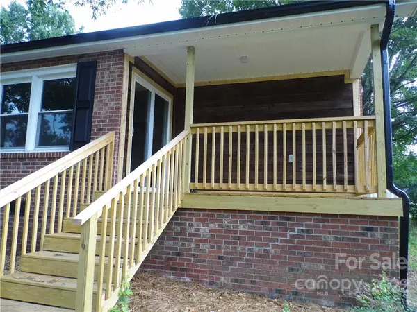 Stanfield, NC 28163,8639 Rock Hole RD