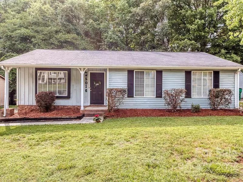 5016 Split Oak DR, Charlotte, NC 28227