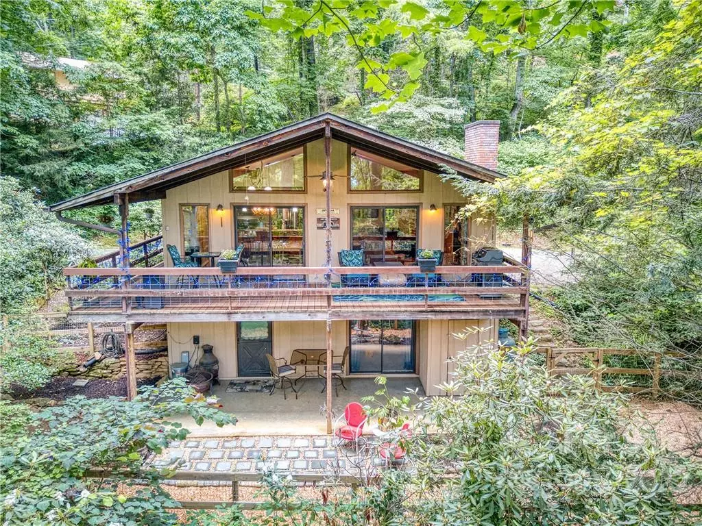 Maggie Valley, NC 28751,26 Walnut DR