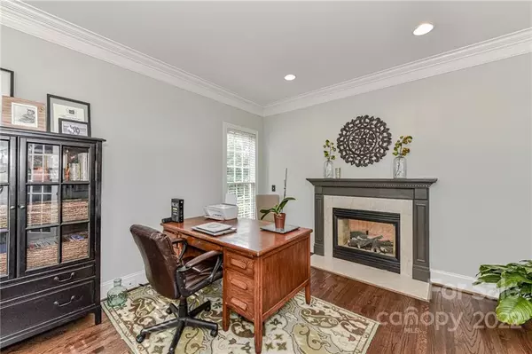 Huntersville, NC 28078,9700 Waterton CT