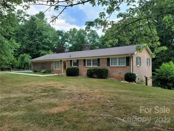 2846 Powell DR, Valdese, NC 28690