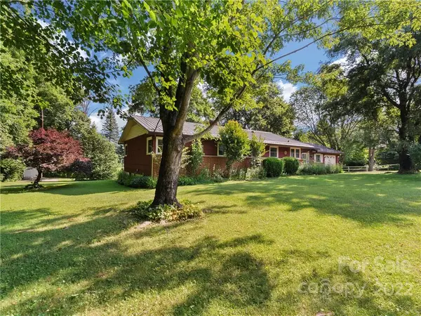 Waynesville, NC 28786,154 Grandview CIR