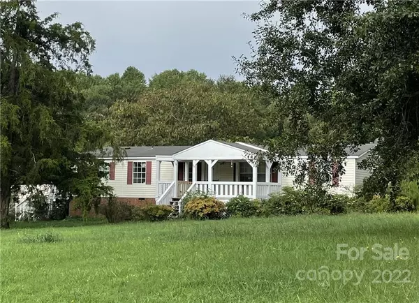 866 Sandy Springs RD,  Rutherfordton,  NC 28139