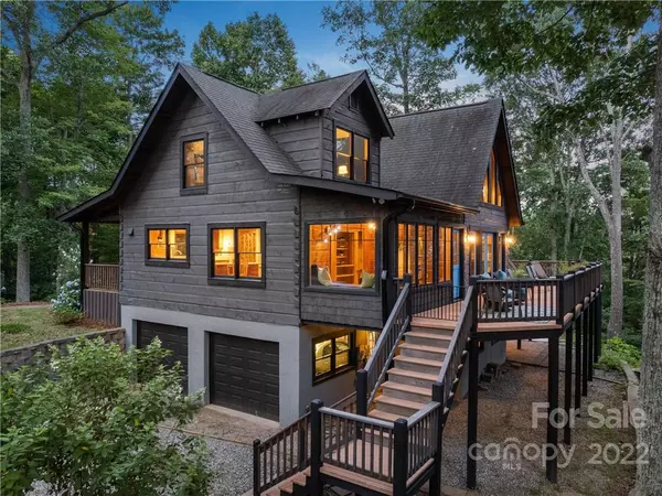 Saluda, NC 28773,5361 Howard Gap RD