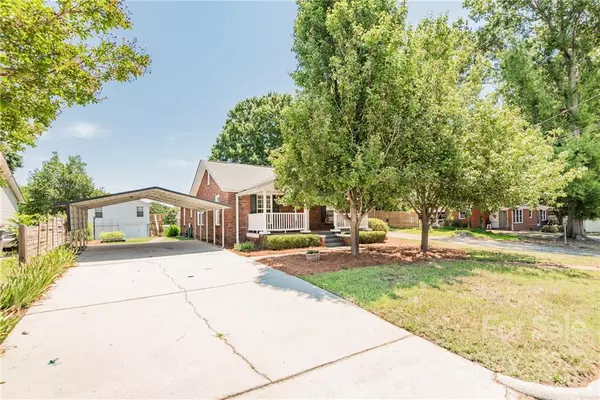 Kannapolis, NC 28083,829 S Ridge AVE