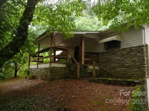 Maggie Valley, NC 28751,935 Evans Cove RD