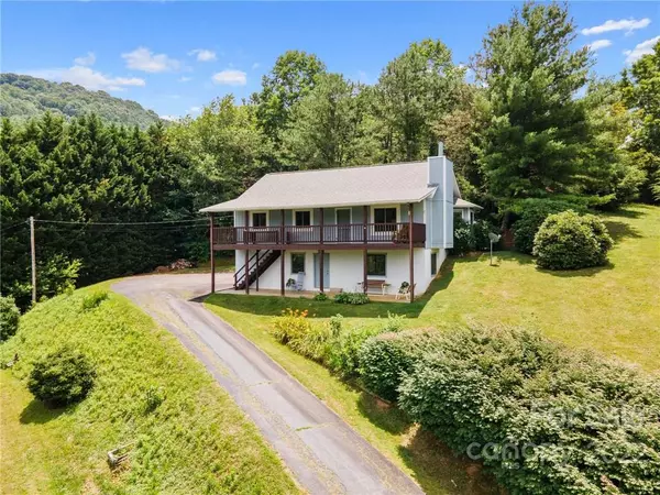 Waynesville, NC 28785,930 Maple Springs DR