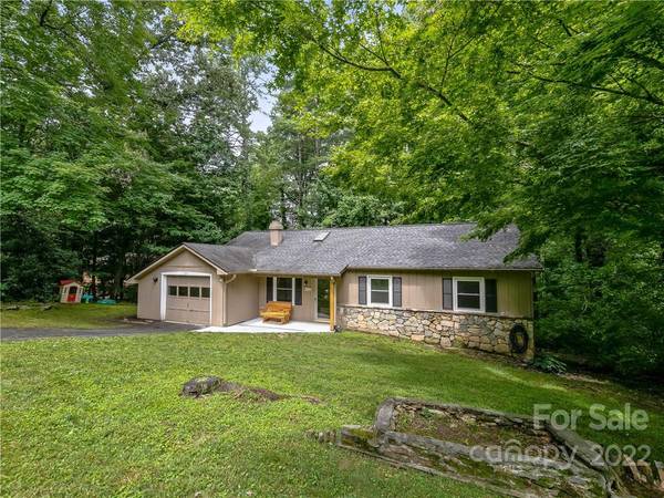 Etowah, NC 28729,159 Timberlane DR