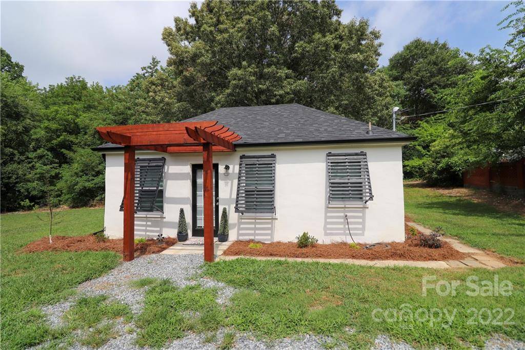 1007 Rainbow DR, Kannapolis, NC 28081