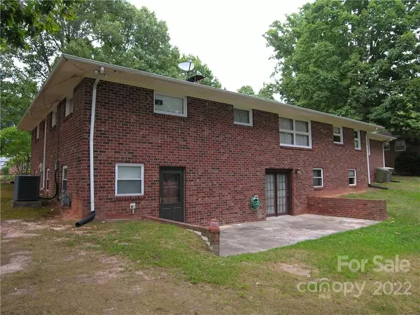 Kannapolis, NC 28083,1804 Joe ST