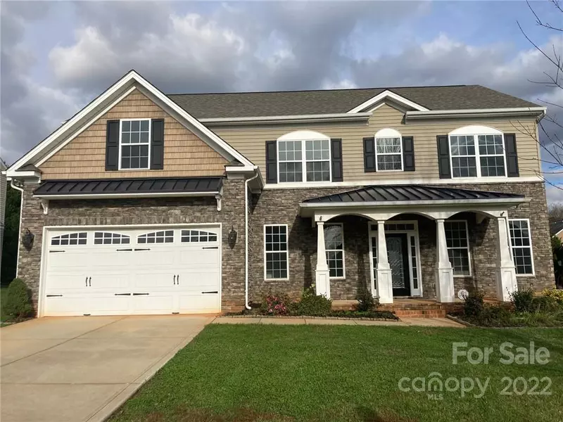 2012 Curry LN, Lake Wylie, SC 29710