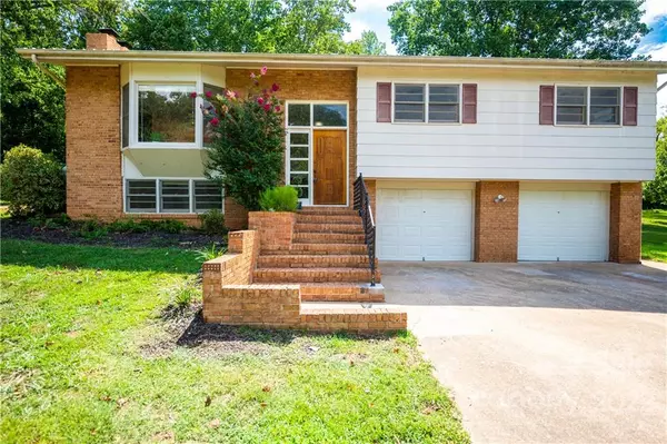 157 Cherry Mountain RD, Bostic, NC 28018