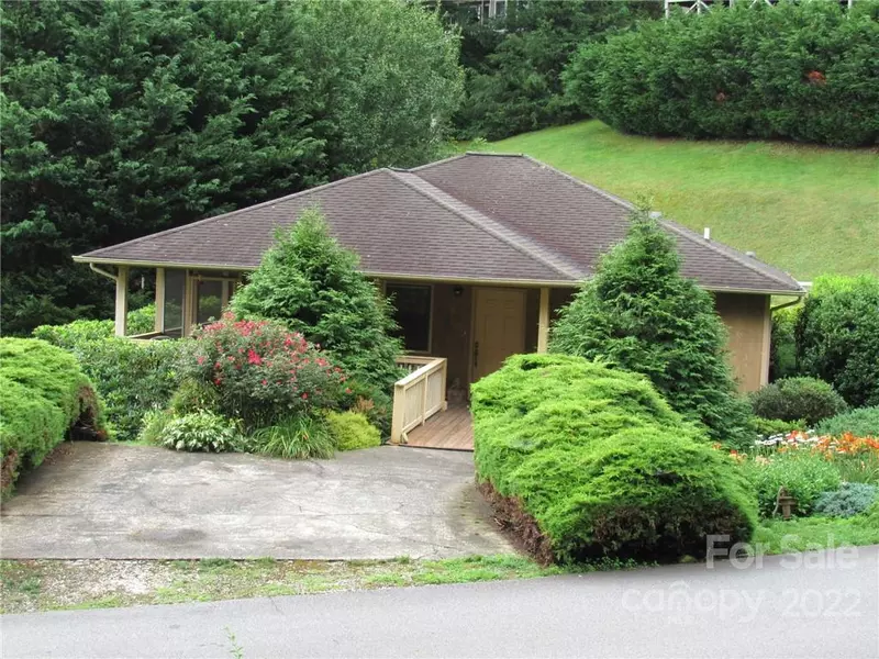 323 Hawks Crest DR #505, Waynesville, NC 28786