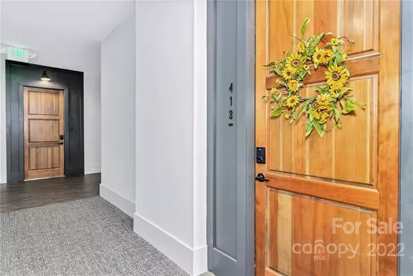 Asheville, NC 28801,55 S Market ST #413