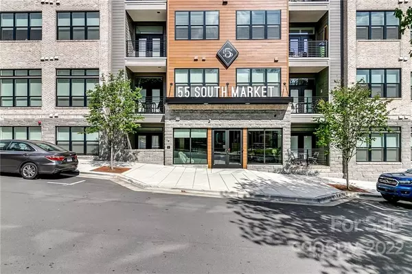 Asheville, NC 28801,55 S Market ST #413