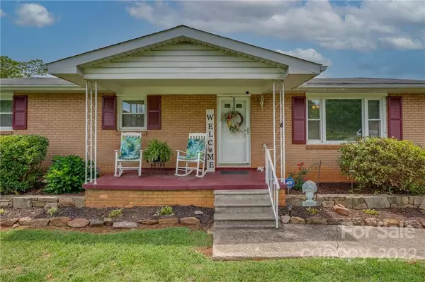 Rutherfordton, NC 28139,387 Poors Ford RD