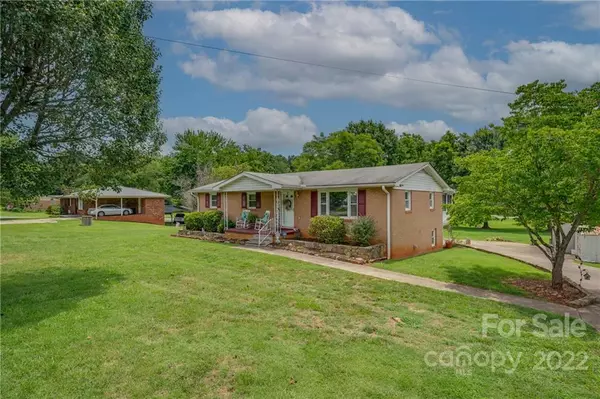 Rutherfordton, NC 28139,387 Poors Ford RD