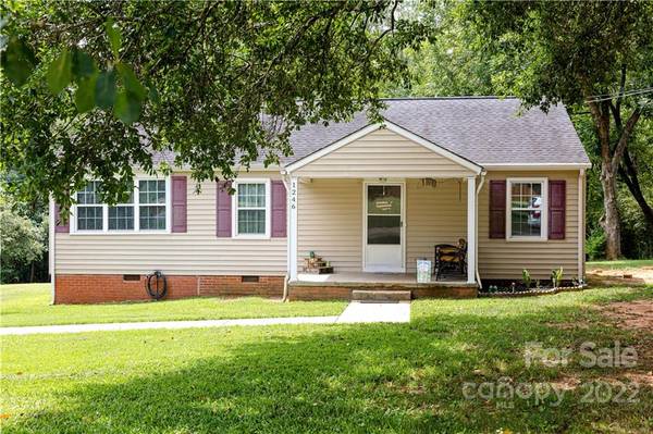 1246 Laurel AVE, Lancaster, SC 29720