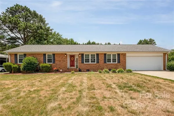 313 Williams RD, Harrisburg, NC 28075